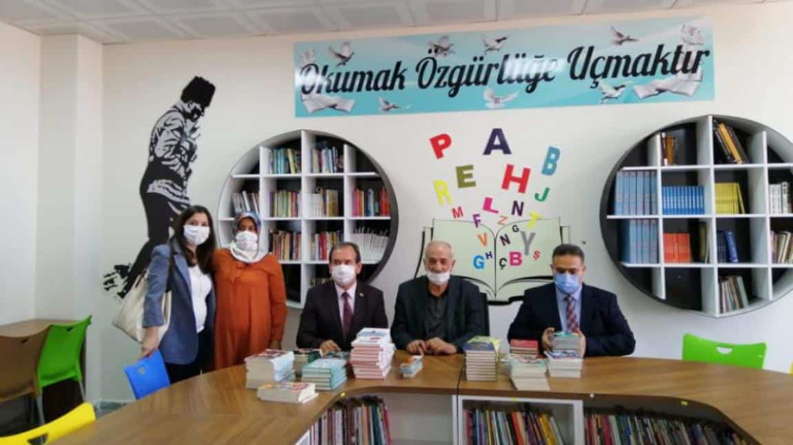 'Karacaoğlan Ortaokulu Okuyor' Adlı Kitap Okuma Etkinlikleri Kapsamında Hazırlanan Videomuz