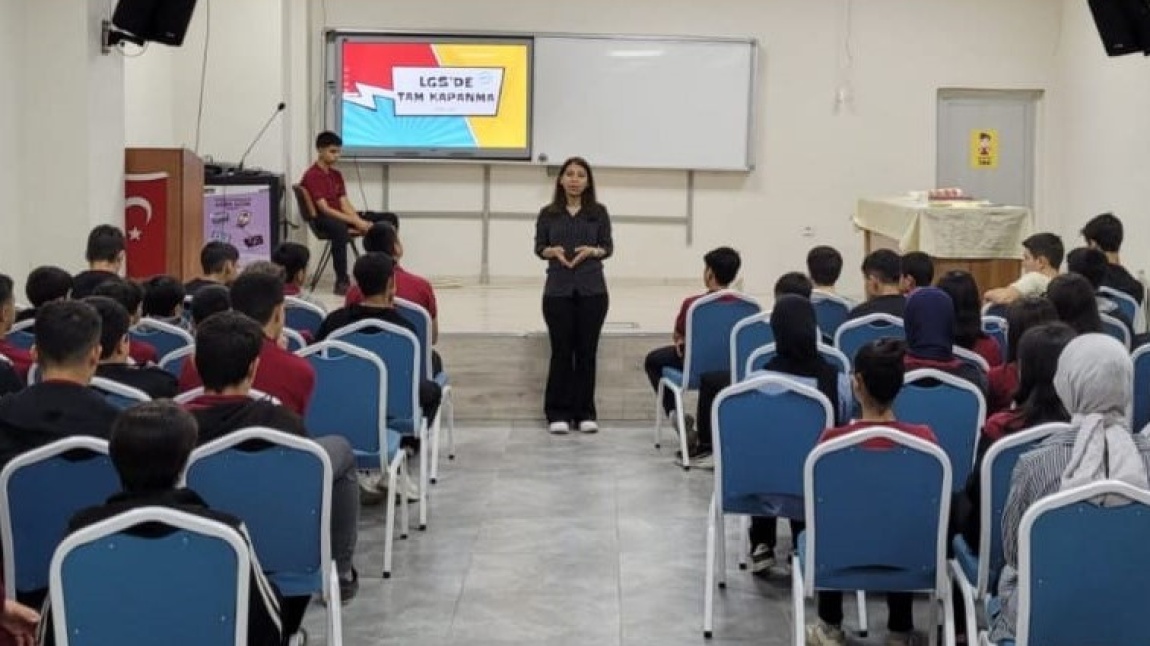 Okulumuz 8.Sınıf Öğrencilerine 